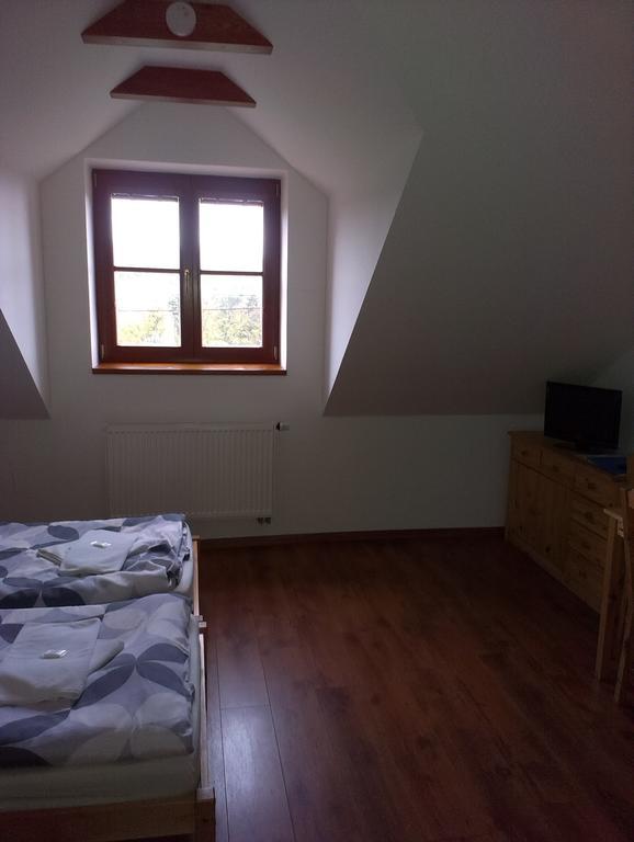 Penzion Pod Vyhlidkou Pecka Ruang foto